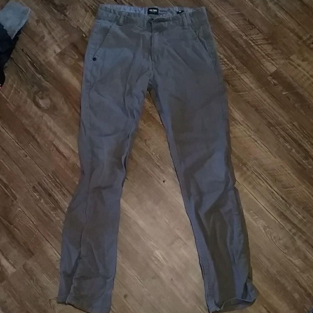 Gray skinny jeans